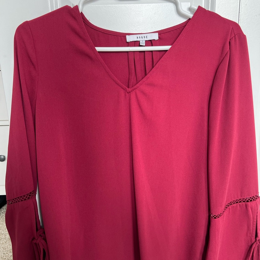 Bell sleeve top